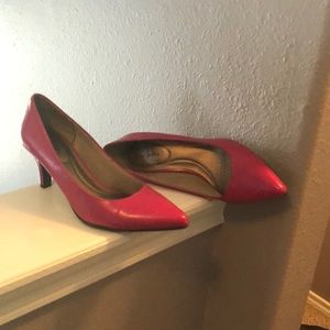 Fuchsia heels